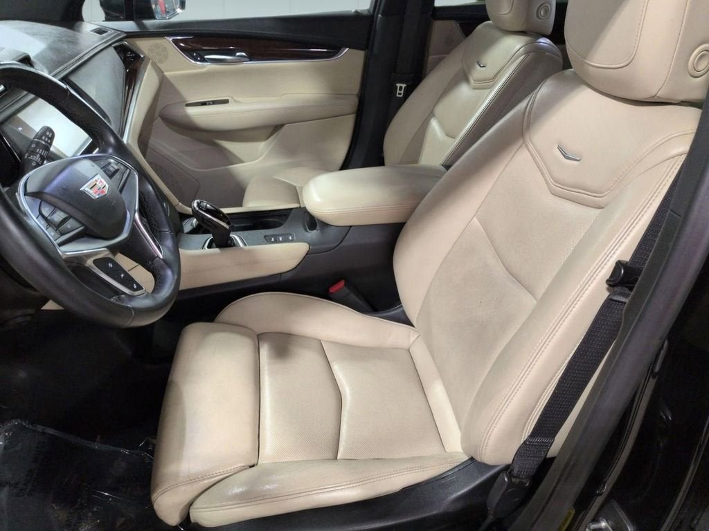 2017 Cadillac XT5 Luxury AWD