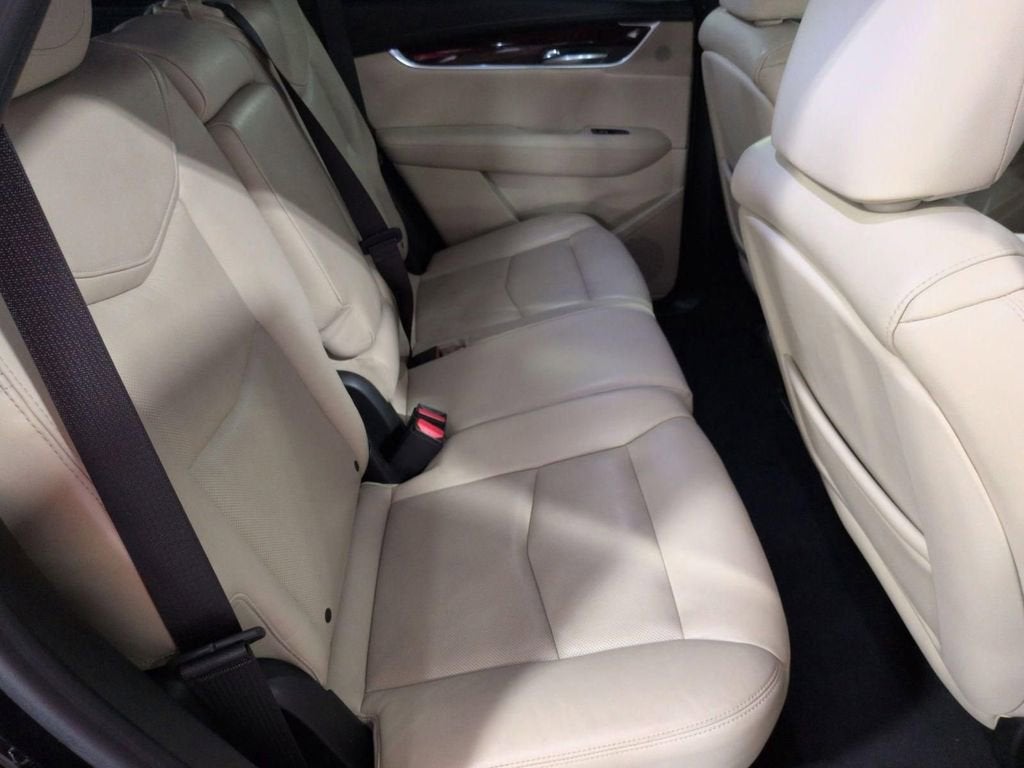 2017 Cadillac XT5 Luxury AWD