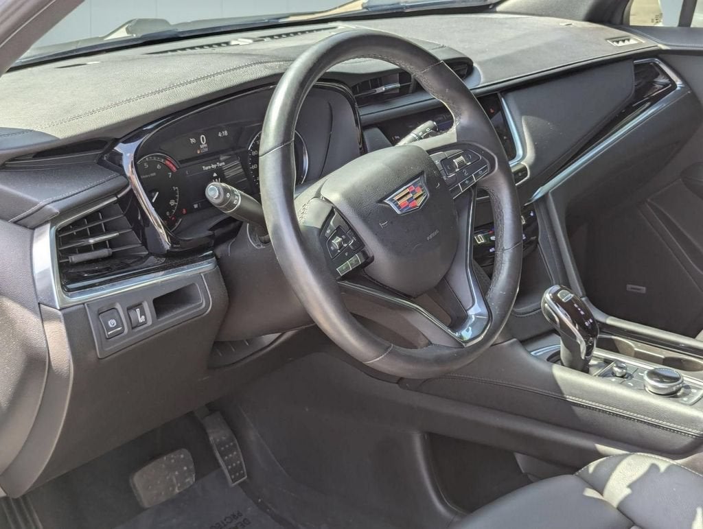 2023 Cadillac XT6 Luxury