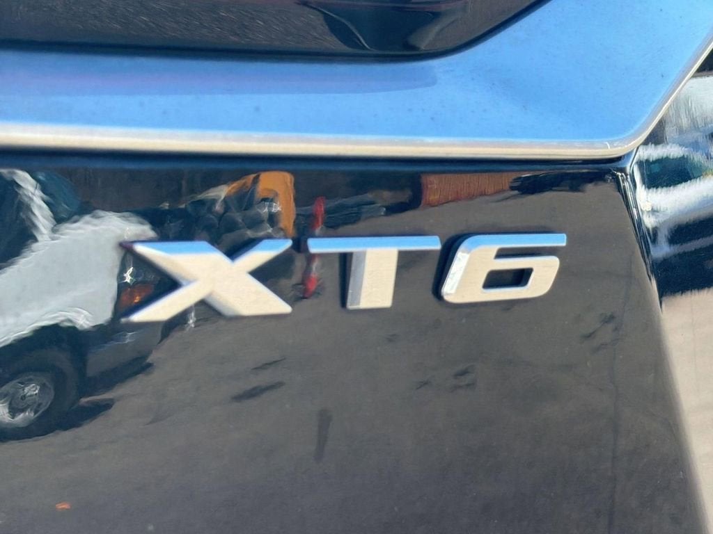 2023 Cadillac XT6 Premium Luxury