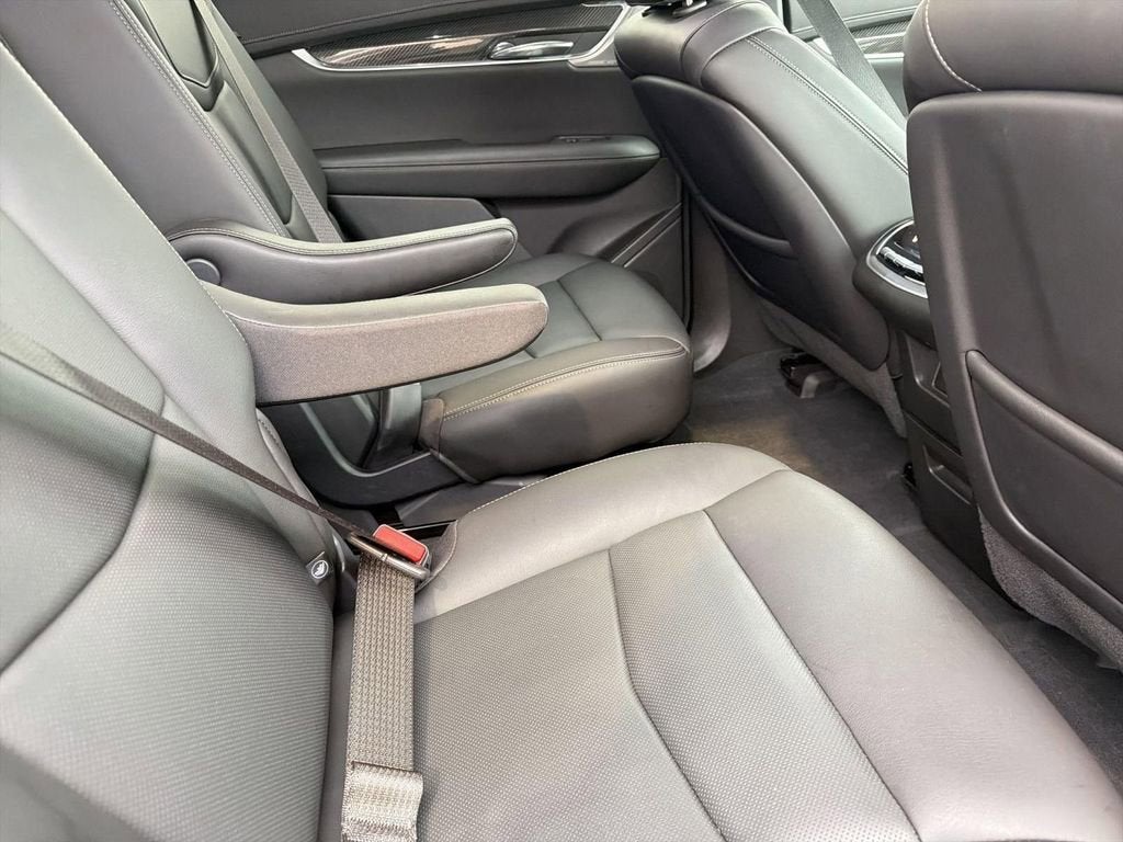 2022 Cadillac XT6 Sport