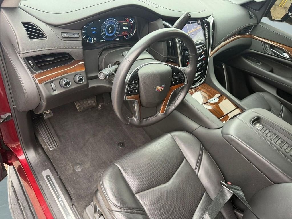 2020 Cadillac Escalade Luxury