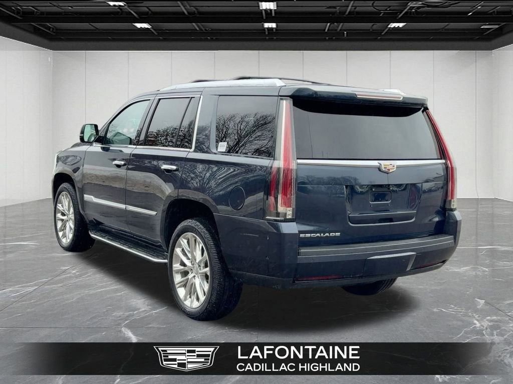 2020 Cadillac Escalade Luxury