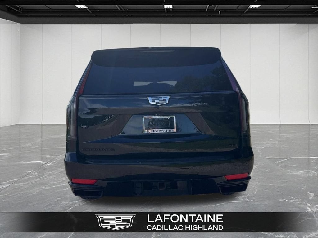 2024 Cadillac Escalade Sport