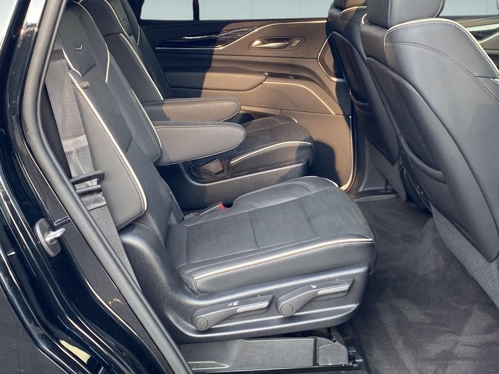 2022 Cadillac Escalade Sport