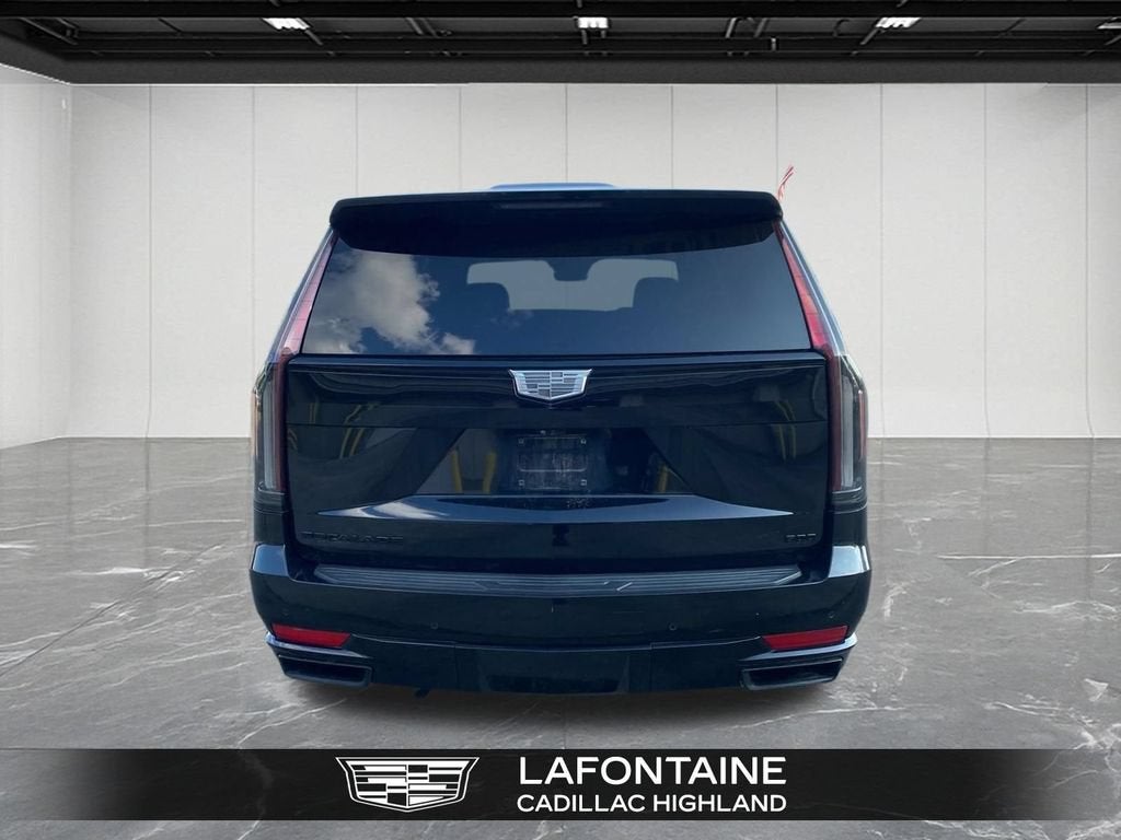 2022 Cadillac Escalade Sport