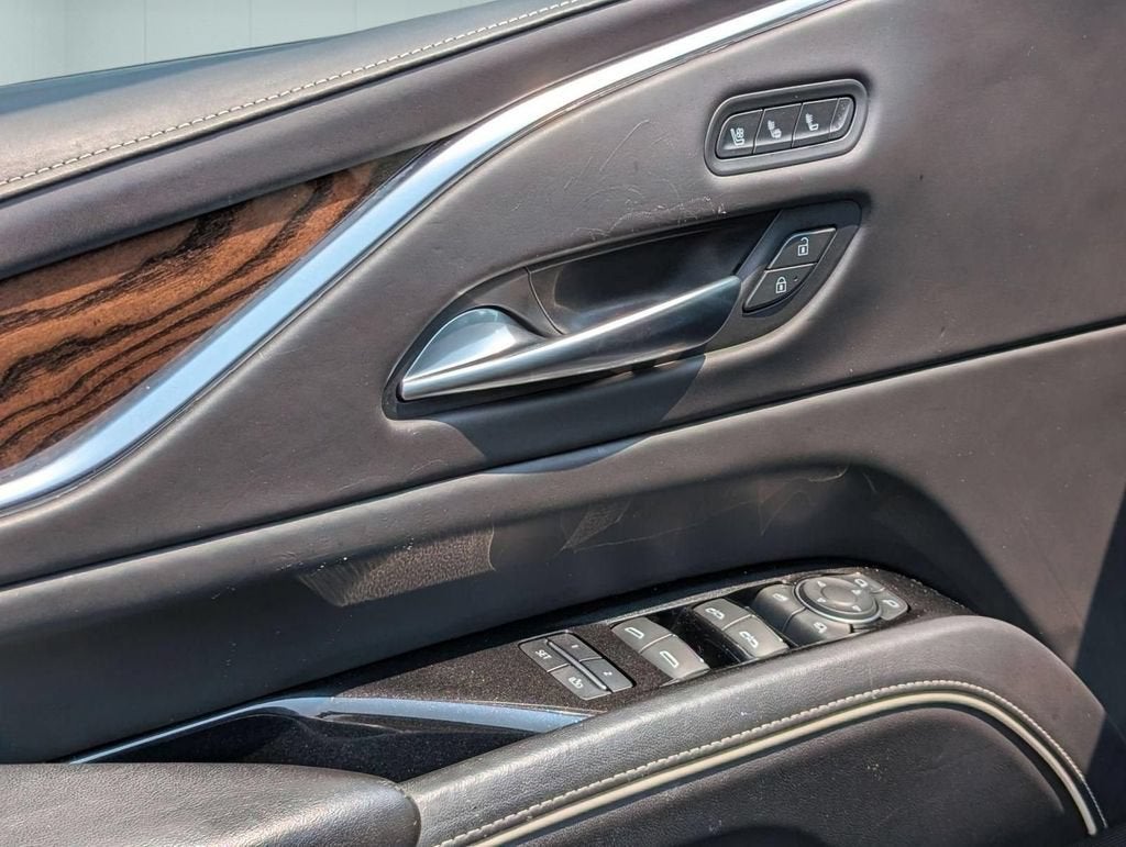 2023 Cadillac Escalade Sport Platinum