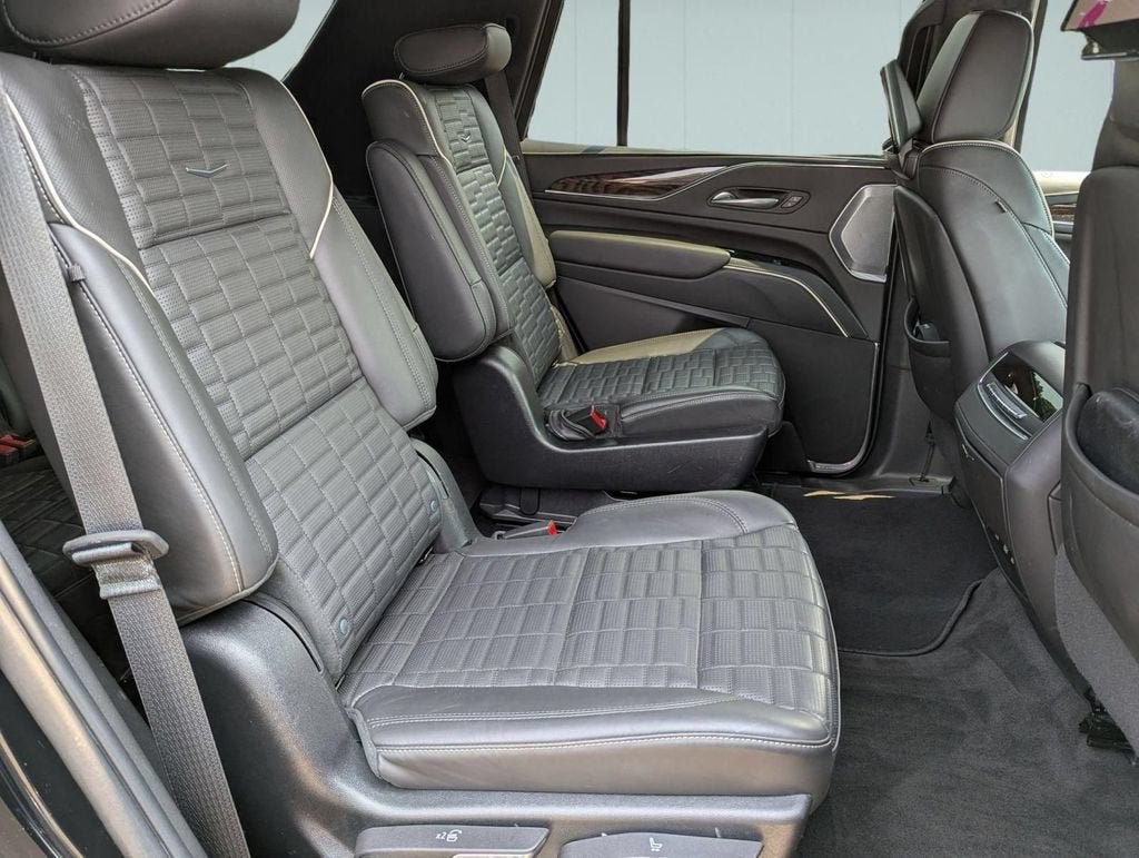 2023 Cadillac Escalade Sport Platinum