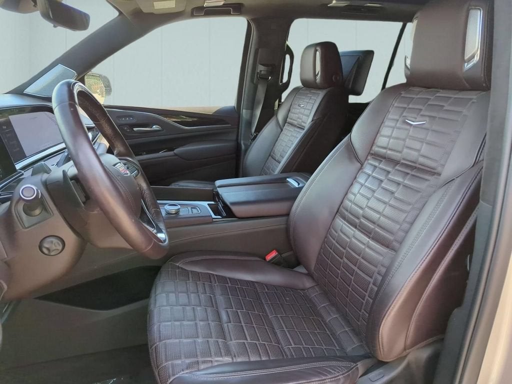 2023 Cadillac Escalade ESV Premium Luxury Platinum