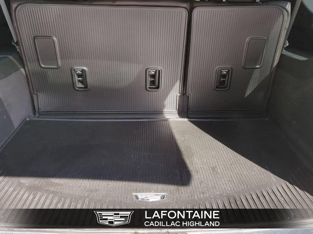 2023 Cadillac Escalade ESV Premium Luxury Platinum