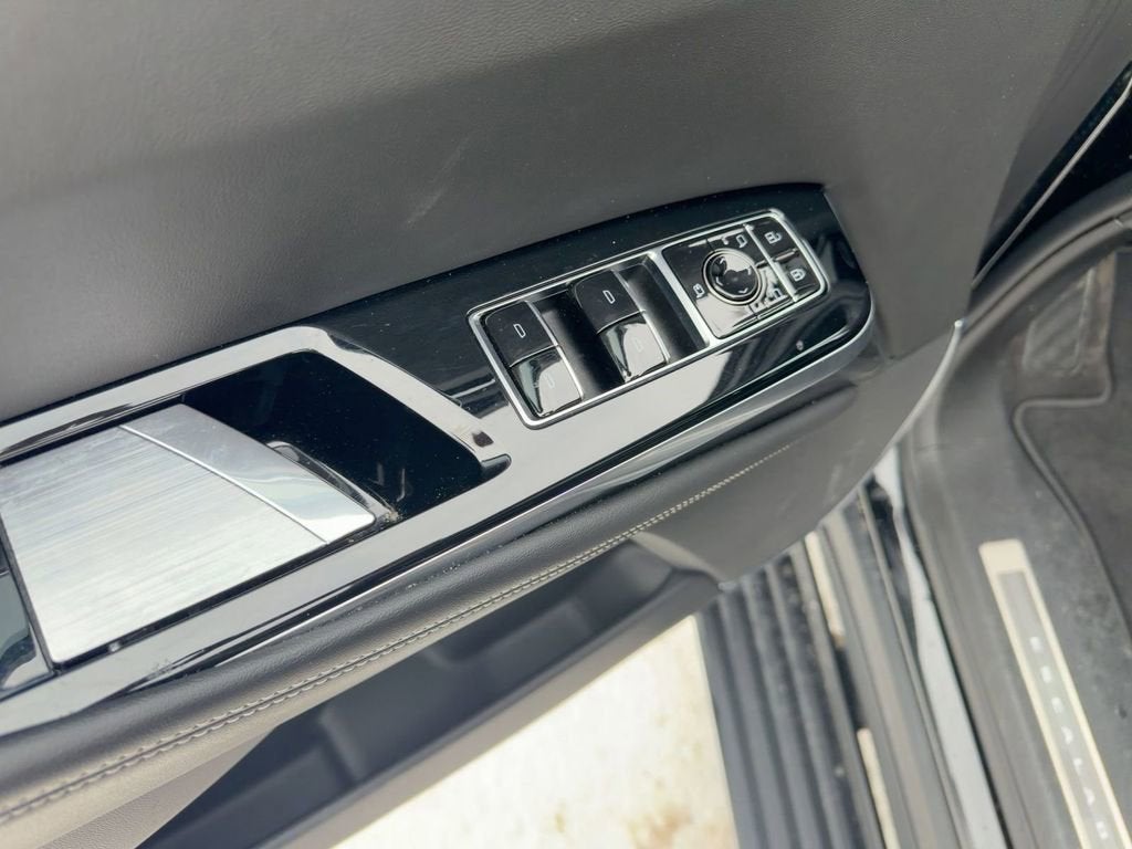 2025 Cadillac Escalade Sport