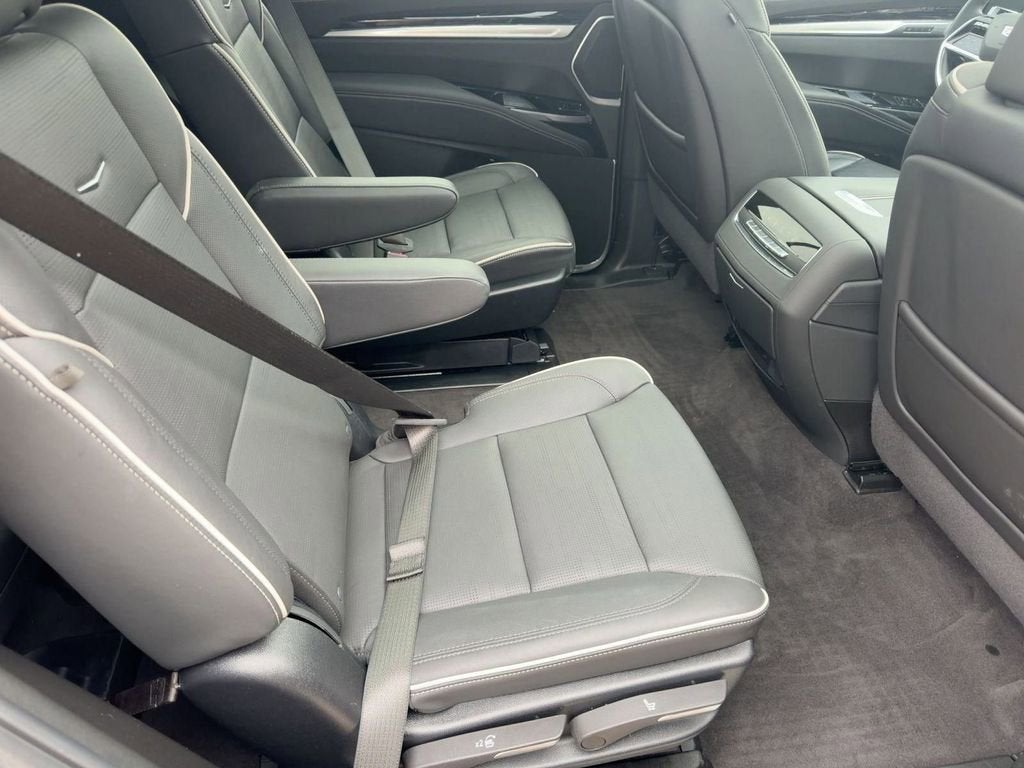 2025 Cadillac Escalade Sport