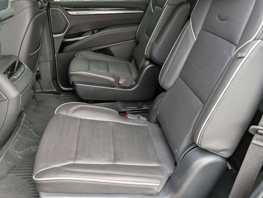 2025 Cadillac Escalade Sport