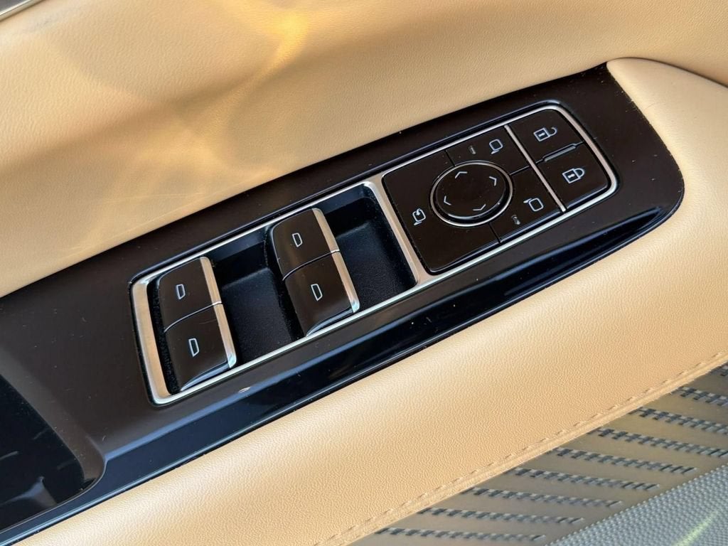 2026 Cadillac ESCALADE IQ Premium Sport