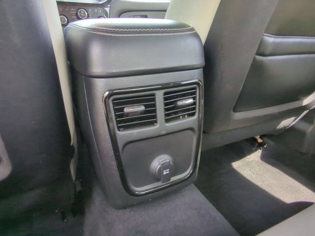 2014 Chrysler 300 Uptown Edition