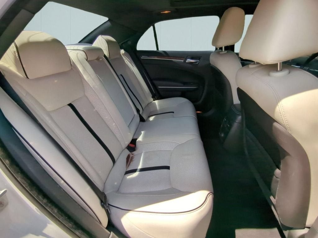 2014 Chrysler 300 Uptown Edition