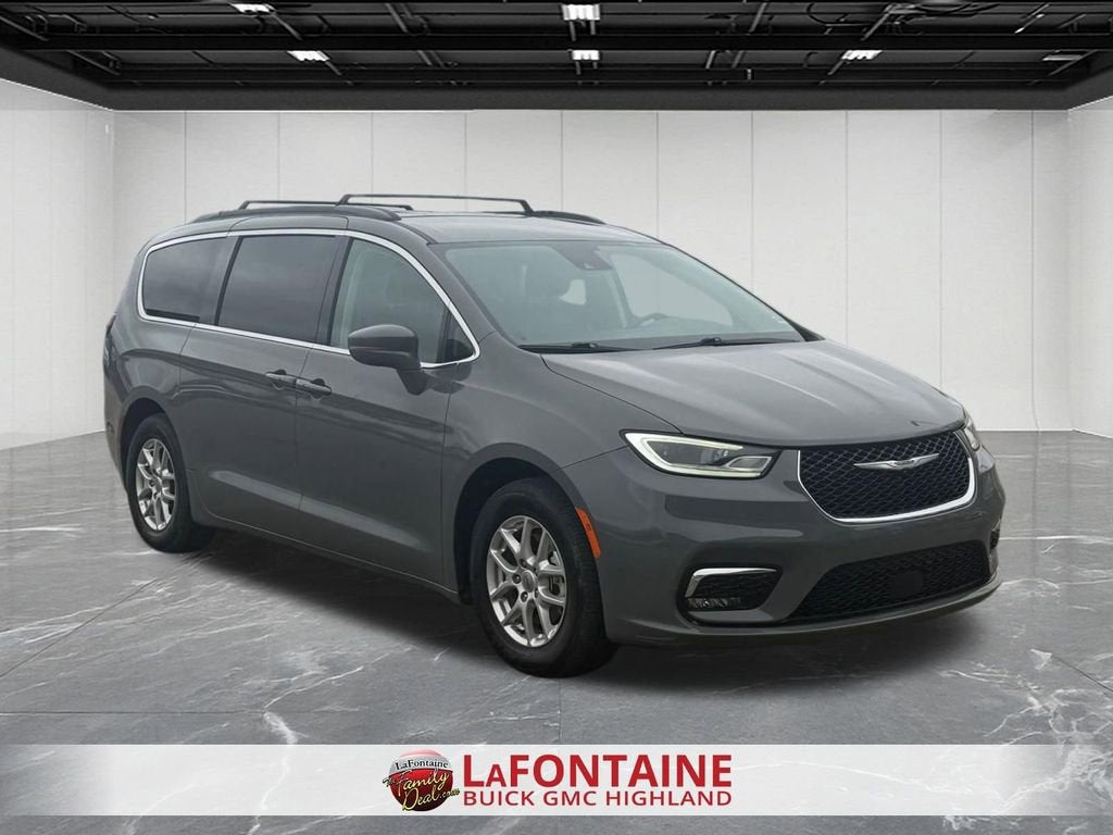 2022 Chrysler Pacifica Touring L