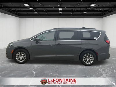 2022 Chrysler Pacifica Touring L