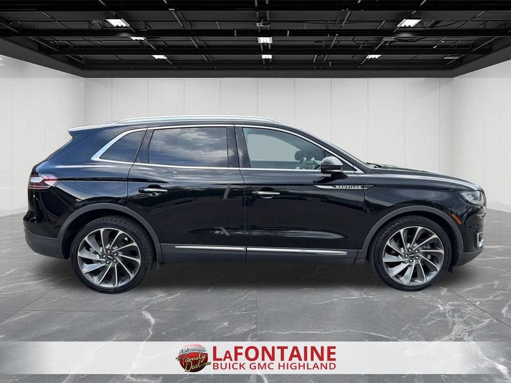 2019 Lincoln Nautilus Reserve