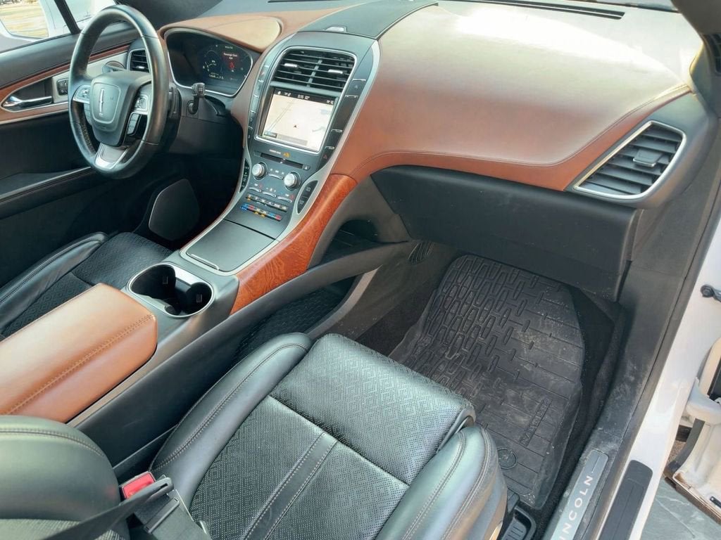 2019 Lincoln Nautilus Black Label