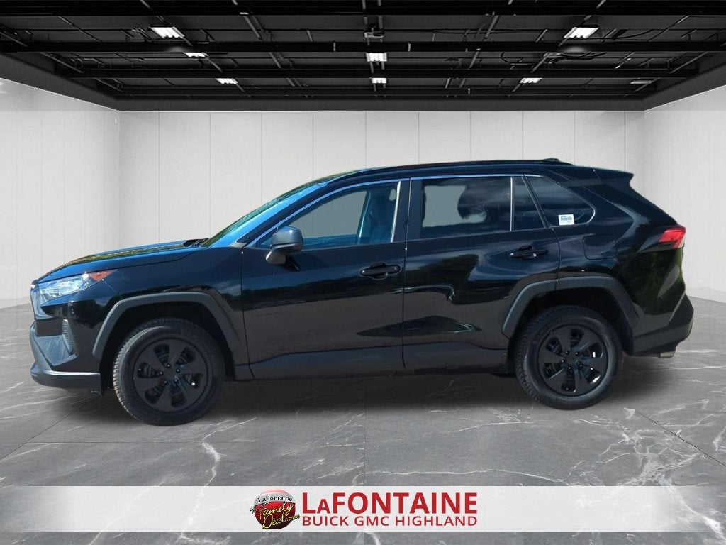 2021 Toyota RAV4 LE