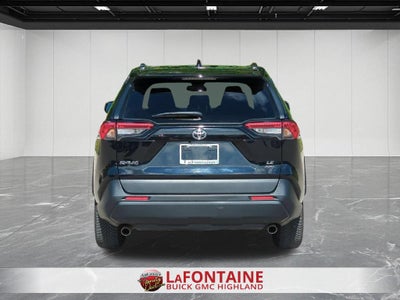 2021 Toyota RAV4 LE