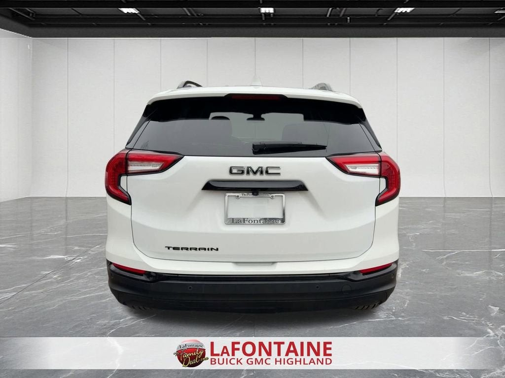 2023 GMC Terrain SLE