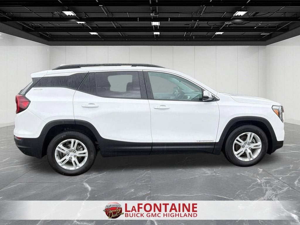 2023 GMC Terrain SLE