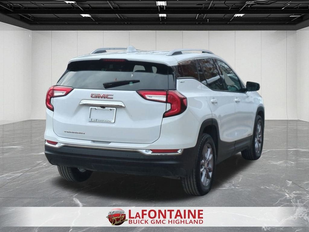 2022 GMC Terrain SLT