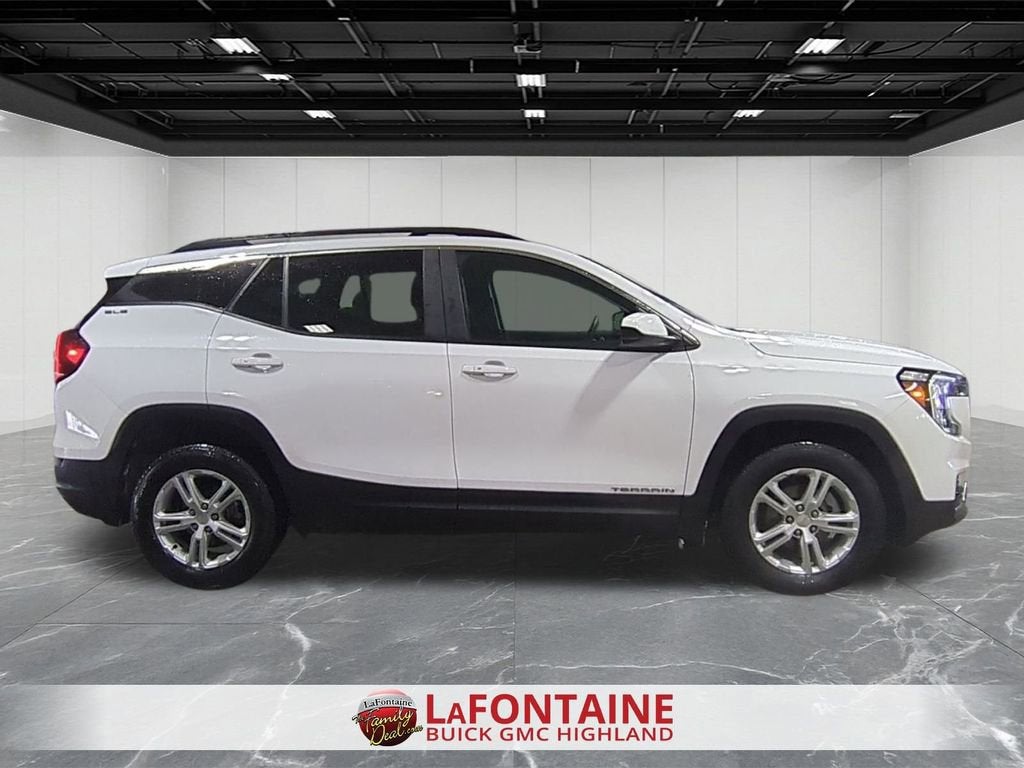 2023 GMC Terrain SLE