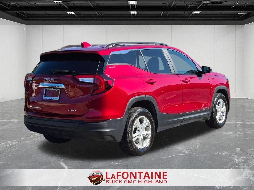 2024 GMC Terrain SLE