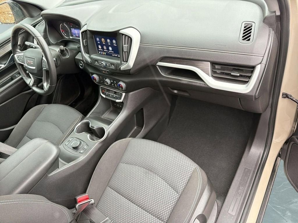 2023 GMC Terrain SLE