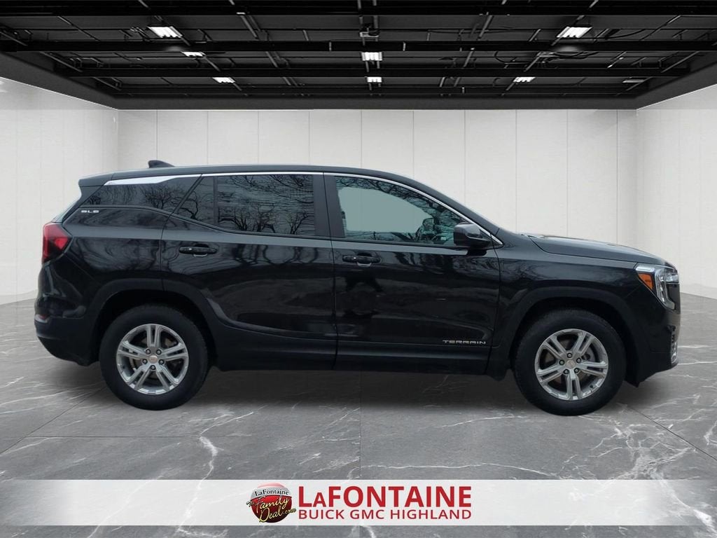 2023 GMC Terrain SLE