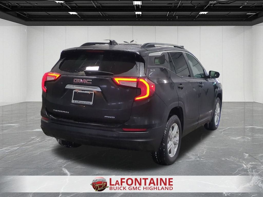 2022 GMC Terrain SLE