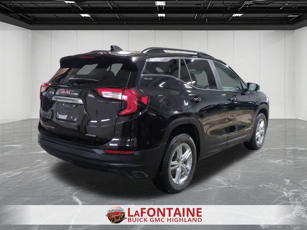 2022 GMC Terrain SLE