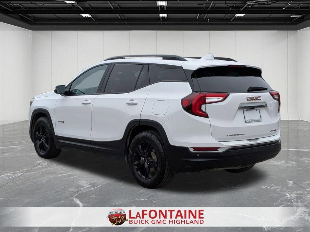 2023 GMC Terrain AT4