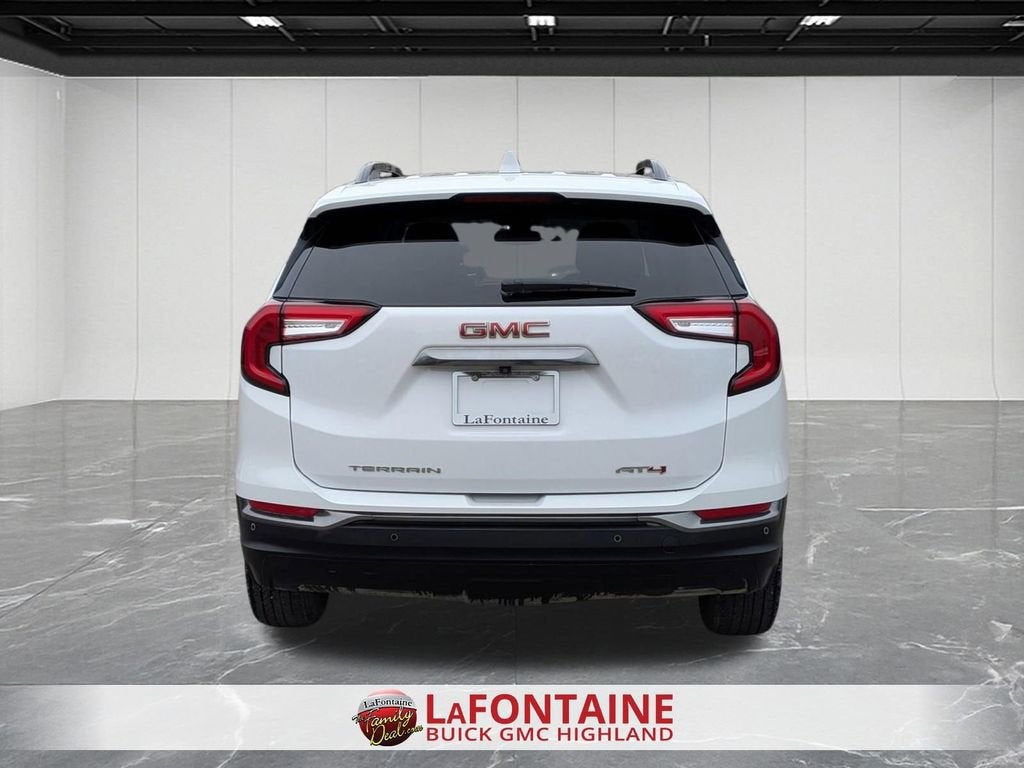2023 GMC Terrain AT4