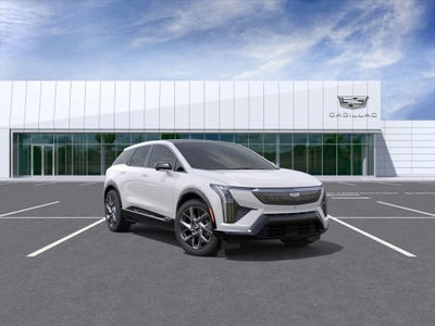 2025 Cadillac OPTIQ Luxury 2