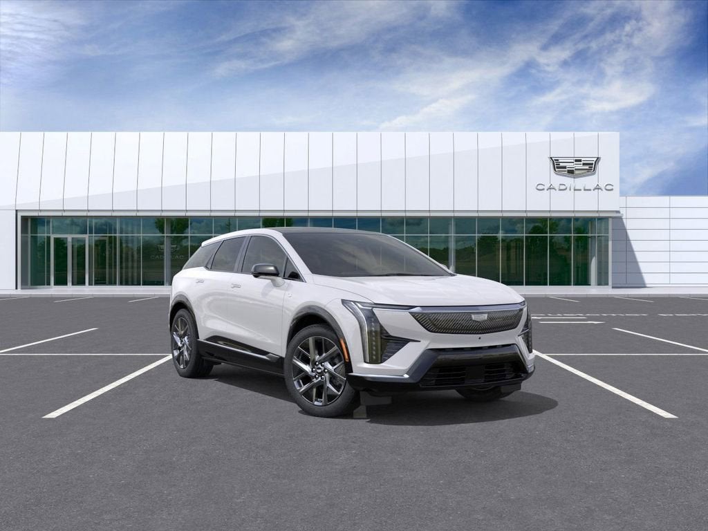 2025 Cadillac OPTIQ Luxury 2