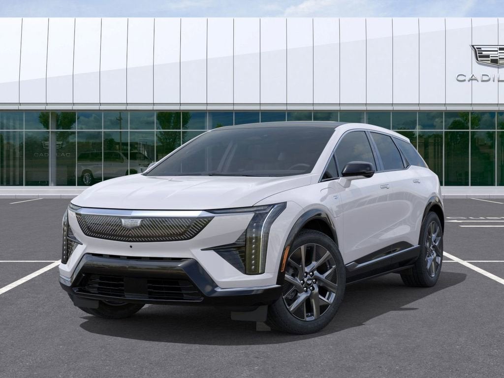 2025 Cadillac OPTIQ Luxury 2
