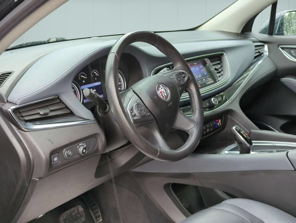 2020 Buick Enclave Essence