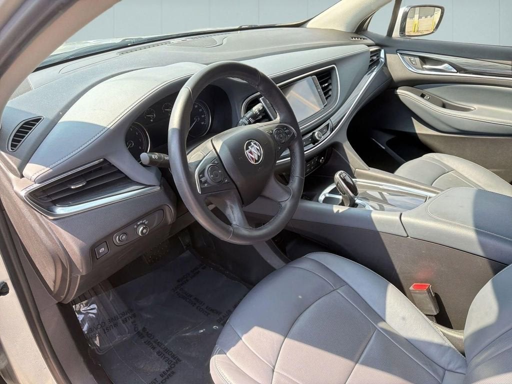 2021 Buick Enclave Essence