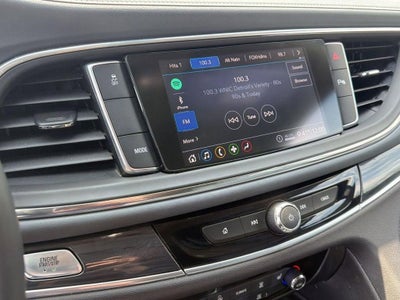 2021 Buick Enclave Essence