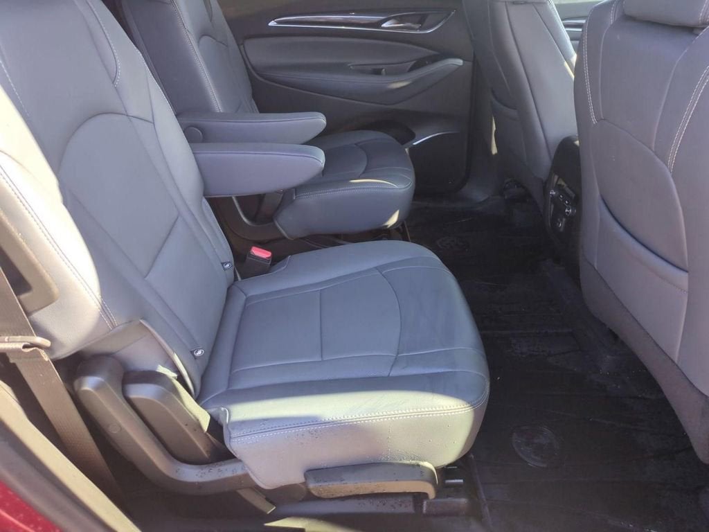 2022 Buick Enclave Essence