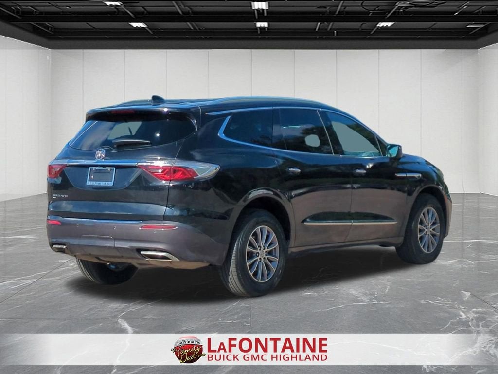 2023 Buick Enclave Essence