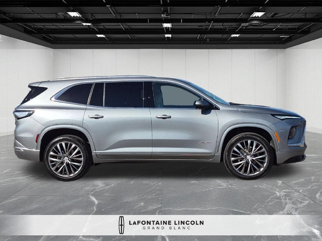 2025 Buick Enclave Avenir