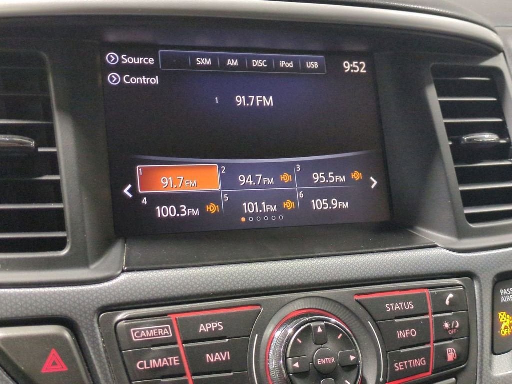 2020 Nissan Pathfinder SL