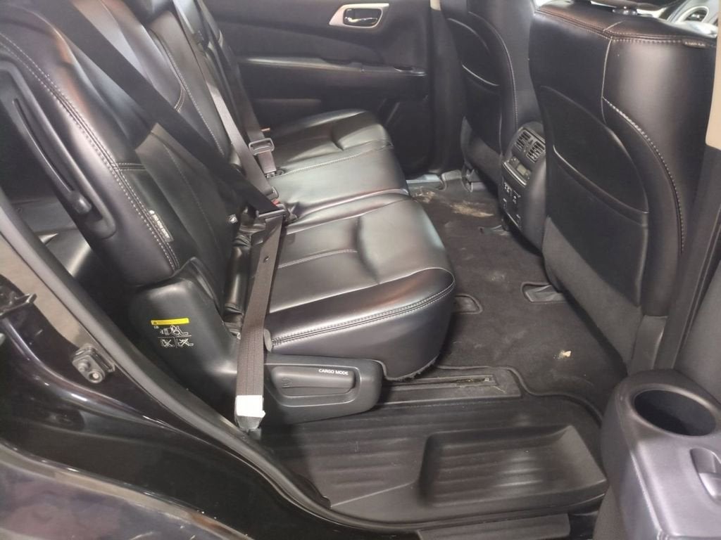 2020 Nissan Pathfinder SL