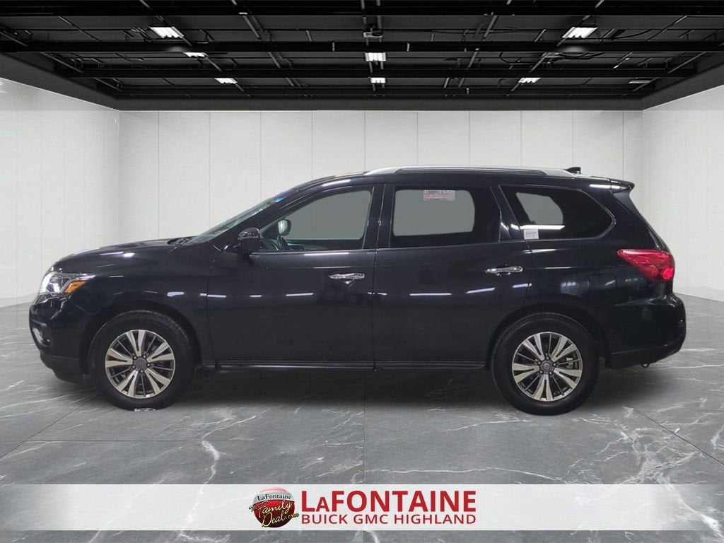 2020 Nissan Pathfinder SL