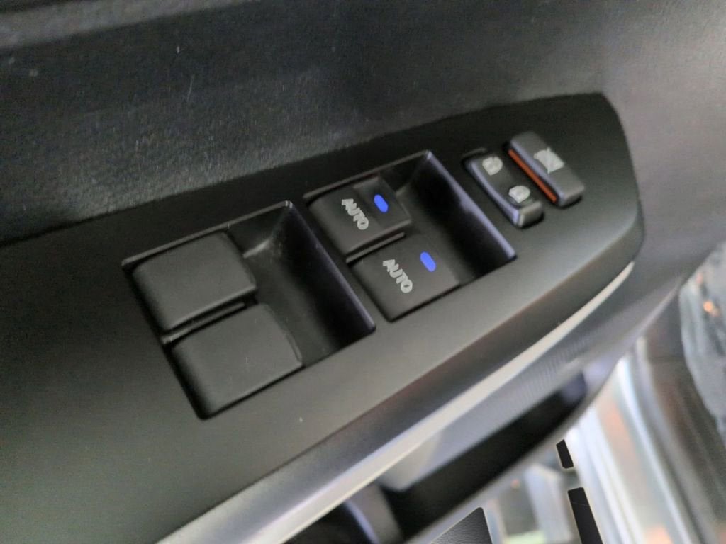 2018 Toyota Tundra Limited 5.7L V8